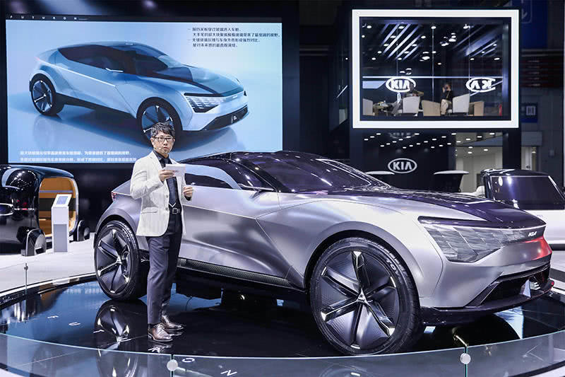 阐释未来出行理念 起亚轿跑SUV—FUTURON概念车将亮相广州车展