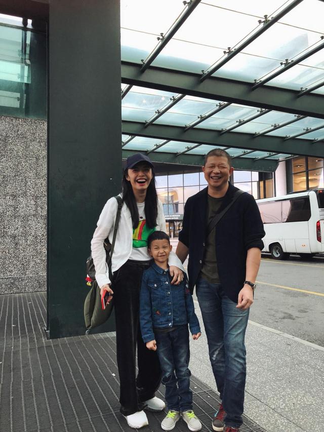 结婚七年姚晨曹郁实力撒狗粮诠释幸福