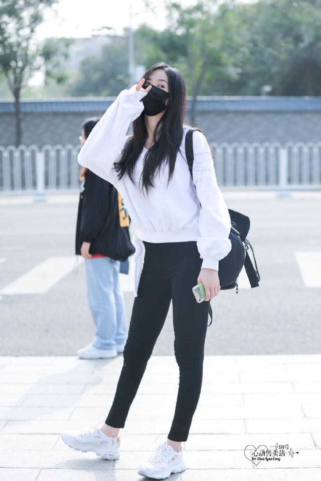 娱乐圈那些腿精女爱豆,傅菁张紫宁周琳聪让人羡慕