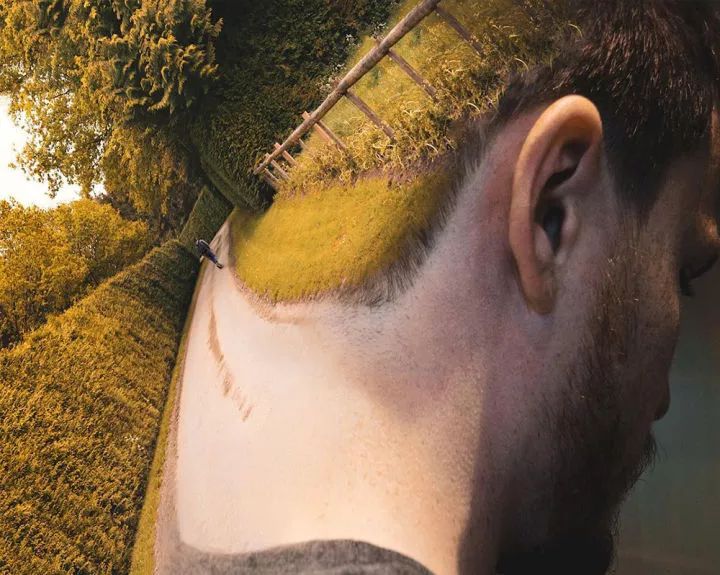 这才叫创意,她拼接出不可思议的场景,竟毫无违和感