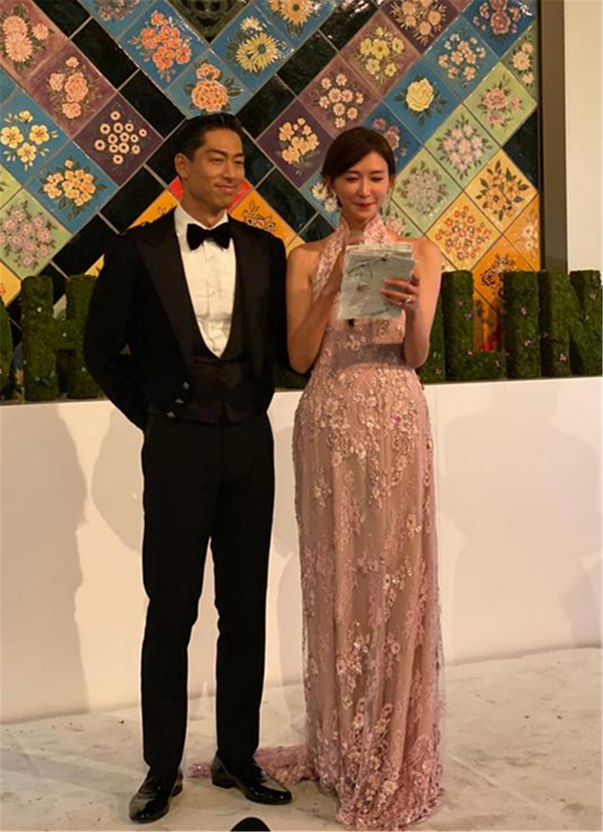 林志玲婚后现身台北街头，忙于购物气色好，15年来首次放长假