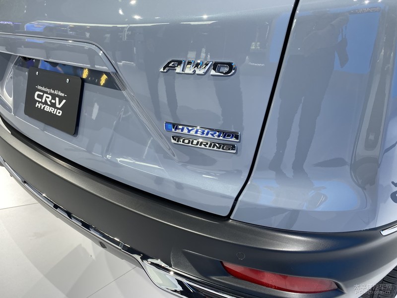 2019洛杉矶车展：新款本田CR-V实车亮相 动力延续旧款