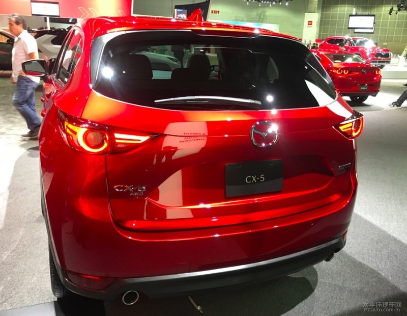 2019洛杉矶车展：新款马自达CX-5亮相 配置升级成亮点