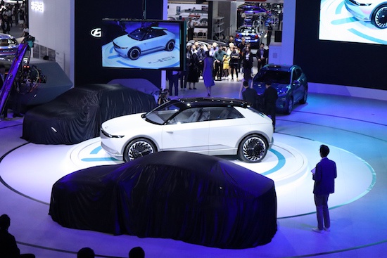 北京现代菲斯塔EV重磅来袭，广州车展首次亮相