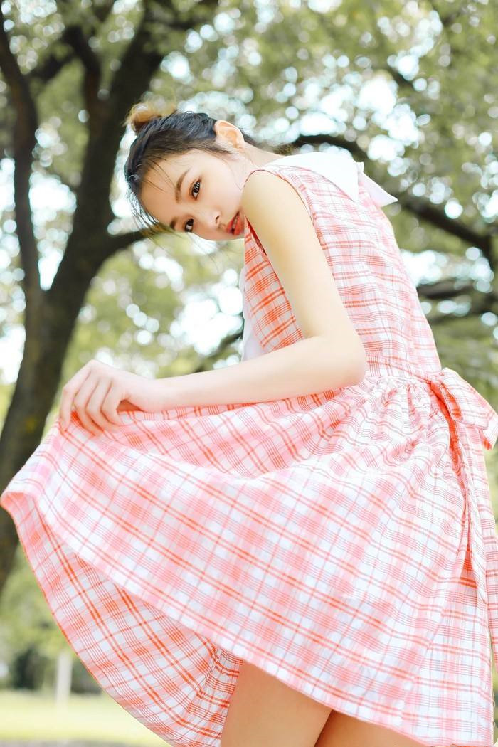 被大s说装可爱有心机,但朱云慧的穿搭是真直男斩,少女又俏皮