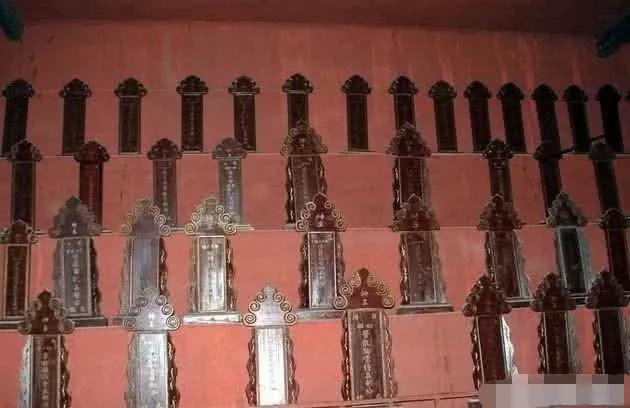 大礼仪之争朱棣去世百年后其牌位差点被嘉靖移出太庙