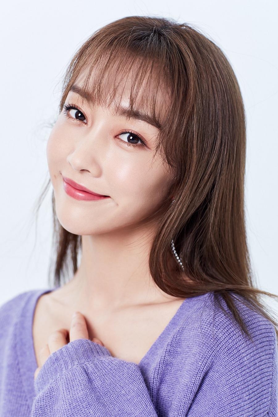 宣璐最新大片芋泥奶茶妆出镜!笑容甜美暖意十足