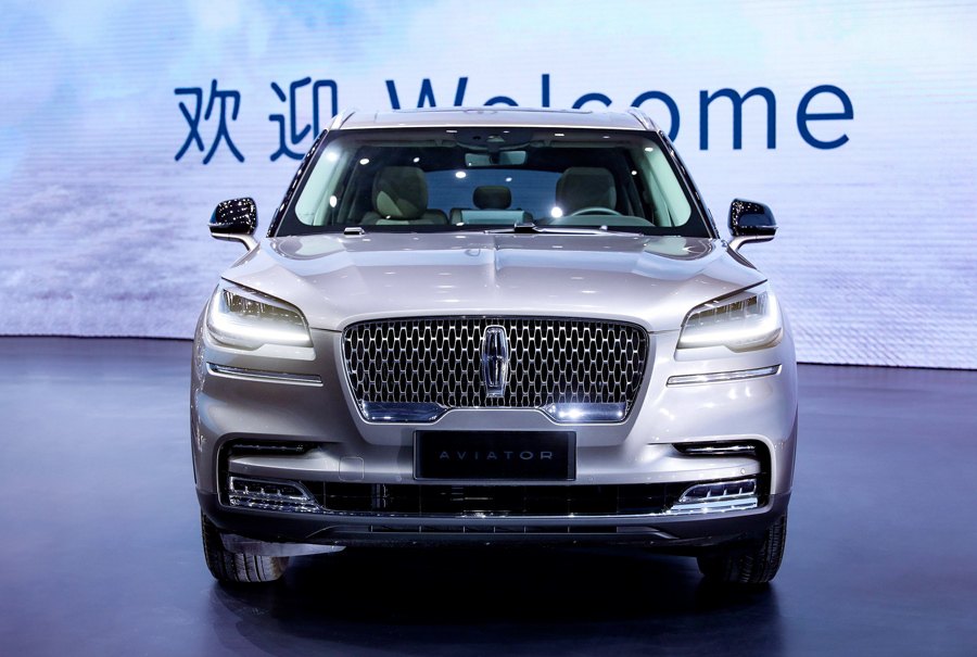 对标宝马X5、奥迪Q7，标配3.0T+10AT，林肯飞行家实力如何？