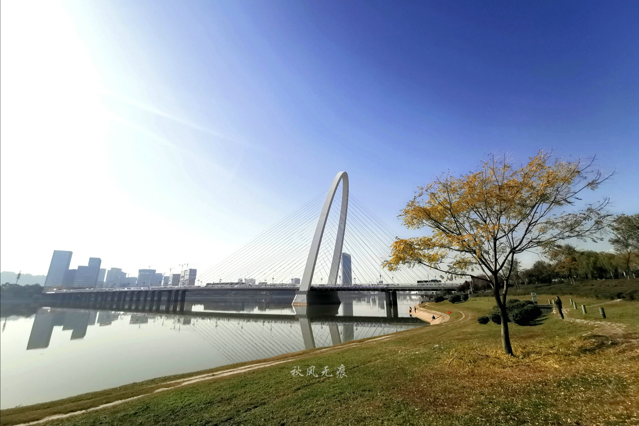 广运潭初冬的梦幻秋境