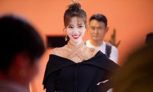 《我们恋爱吧》完美收官 张纯烨竟是隐藏高手