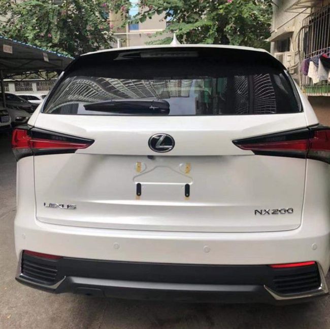 没混动,没四驱,价格还30万起步,雷克萨斯nx200还香吗?