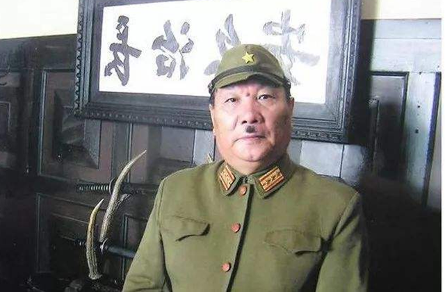 二战时期,德国人和日本人留"卫生胡"有啥用?高明之举