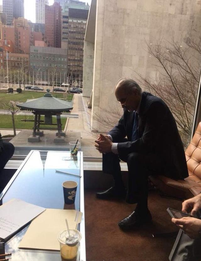 贾法里:美国占领叙利亚的油田,掠夺叙利亚的财富