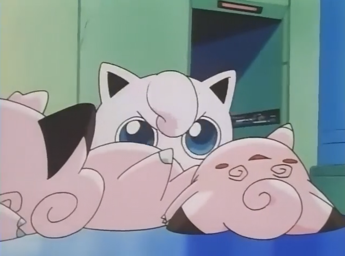 皮皮第二次登场在无印篇62集【皮皮对抗胖丁】中,小智一行人在城市中