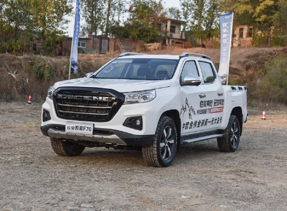 气场不输猛禽，车长5.3m，360全景影像，20万公里质保，9.28万起