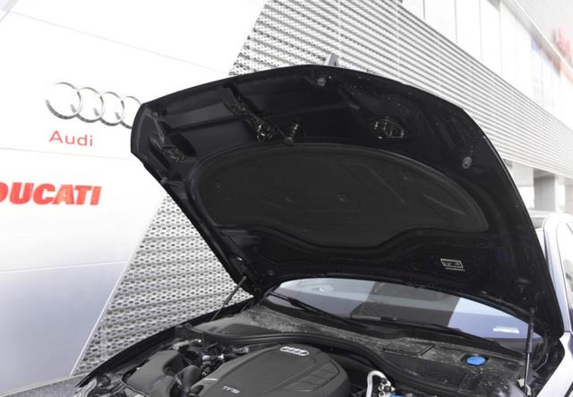 低配奥迪A6L很不值？看完这你就知道 为什么它还是那么抢手了