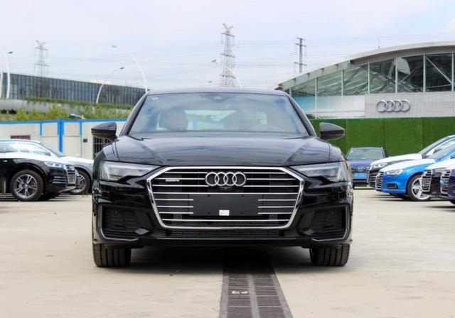 低配奥迪A6L很不值？看完这你就知道 为什么它还是那么抢手了