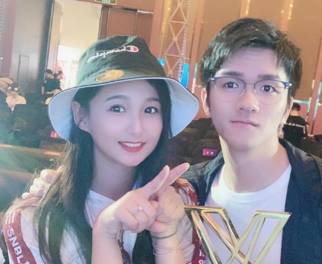 若风为何被称电竞岳不群换人不算啥他老婆都曾是备胎