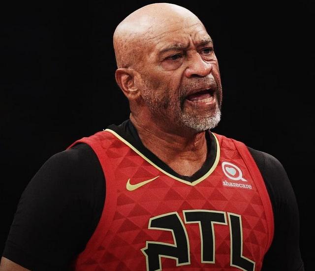 nba现役球星变成老人的样子,詹姆斯胡子斑白,哈登惨不忍睹