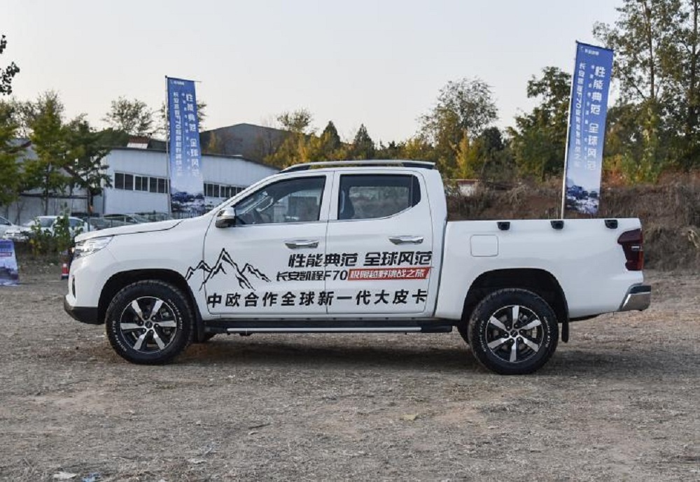 气场不输猛禽，车长5.3m，360全景影像，20万公里质保，9.28万起