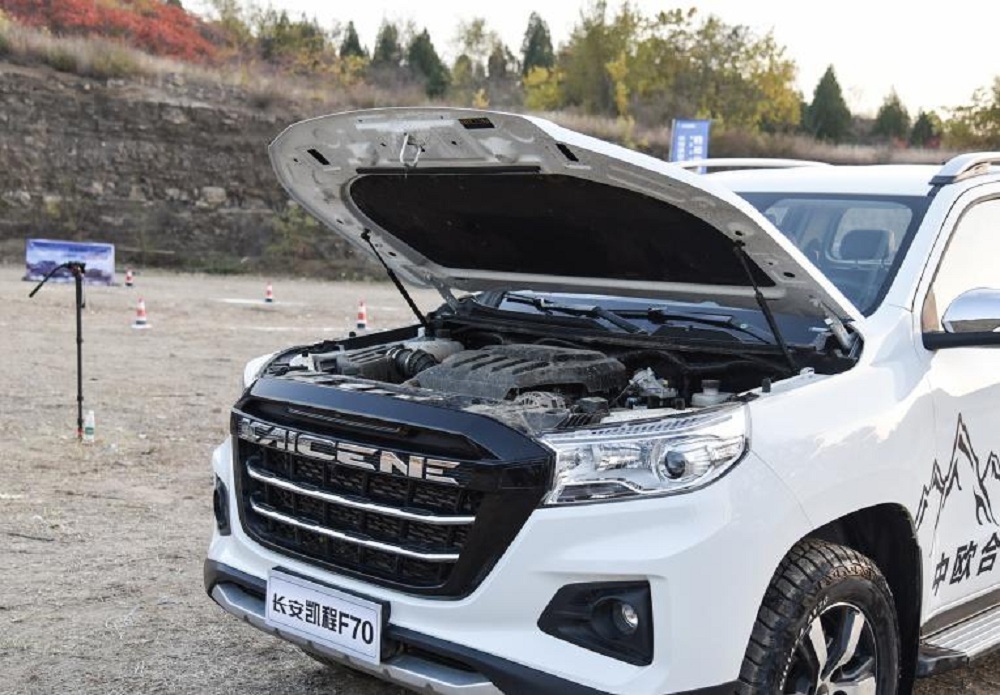 气场不输猛禽，车长5.3m，360全景影像，20万公里质保，9.28万起