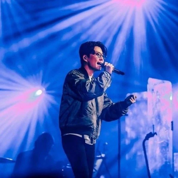 星野源世界巡回演唱会上海场 首次现场演唱新曲 Same Thing 星野源世界巡回演唱会上海场 首次现场演唱新曲 Same Thing