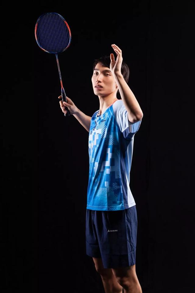 李矛95后弟子盛晓东斩获国际羽毛球赛男单冠军"