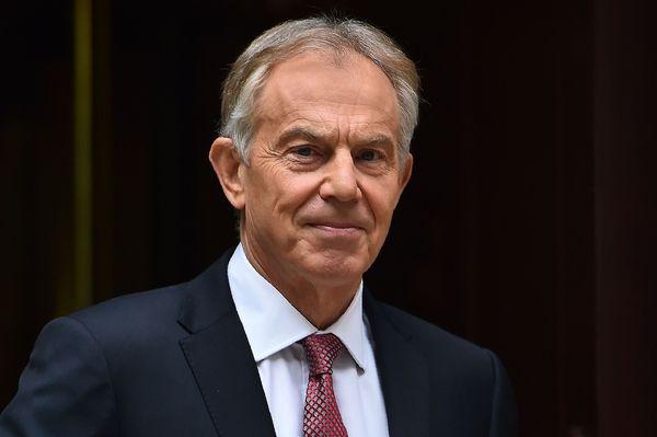 英国现任首相:英前首相:英国现在一团乱