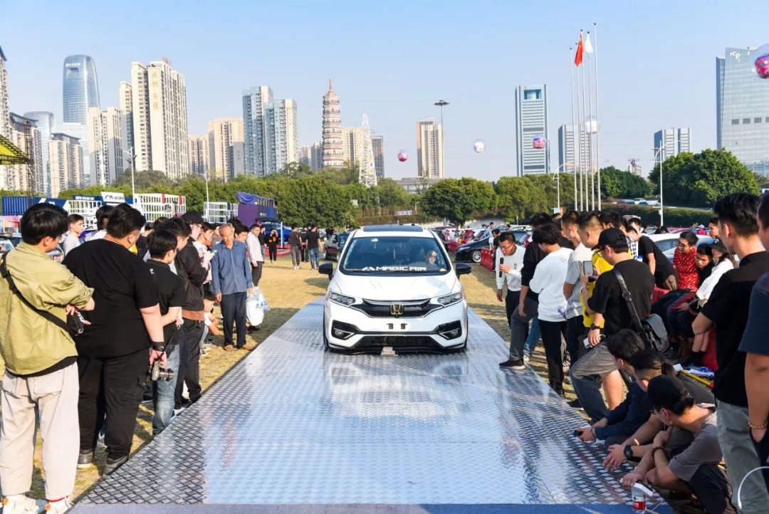 闲侃 | 普通人？家用车？这不是属于我的标签