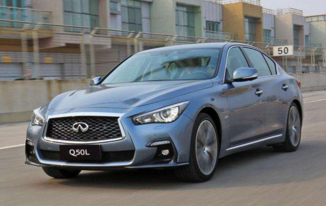 气场堪比宝马3系，从26万跌至21万，买它比奥迪A4l更划算