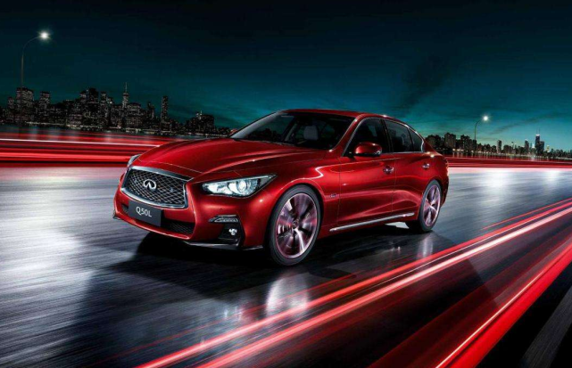 气场堪比宝马3系，从26万跌至21万，买它比奥迪A4l更划算