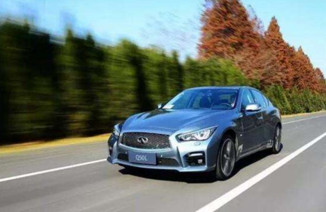 气场堪比宝马3系，从26万跌至21万，买它比奥迪A4l更划算