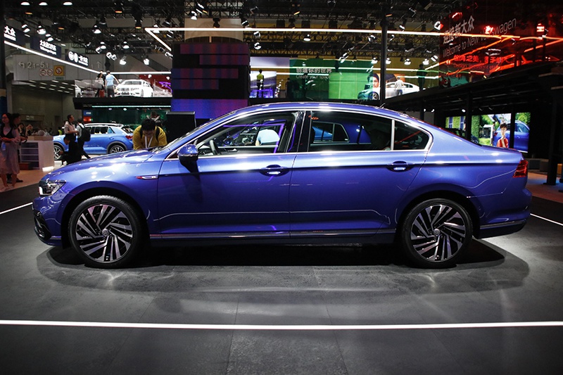 百公里油耗仅1.8升 新款迈腾GTE将于12月4日上市