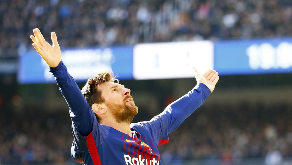 整个2019年梅西收获了欧冠最佳射手,西甲和欧洲金靴,在团队荣誉方面他