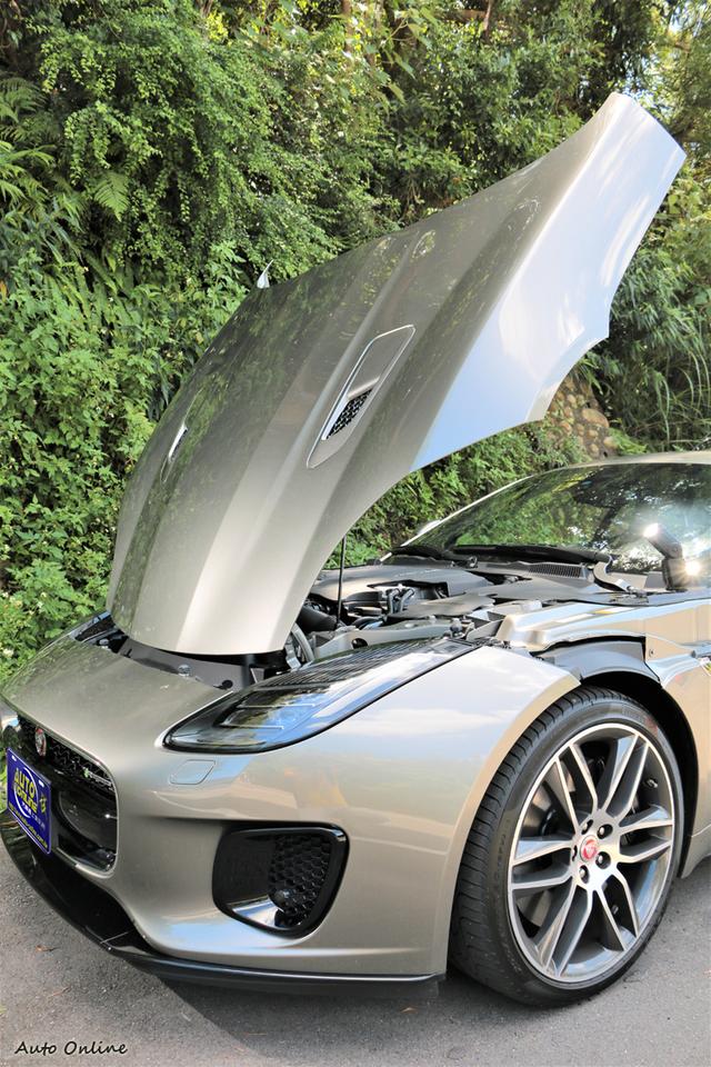 引擎响彻云霄捷豹ftype30lawd四轮驱动车型试驾体验