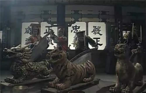 古代能够“上打昏君,下斩奸臣”的四大神兵,你可能只听过打王鞭|奸臣|皇帝|神兵_新浪新闻