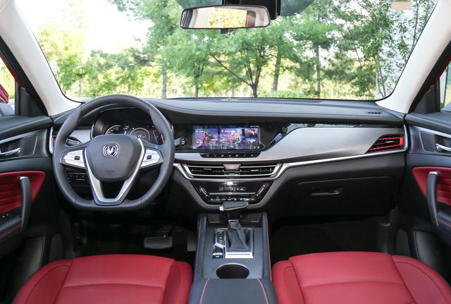 谁还买低配？这几款高配车型10万就能提走，性价比高