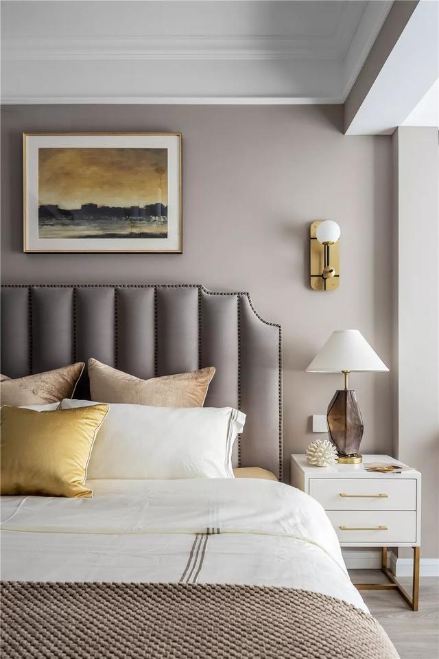 140㎡轻奢浪漫法式4室装修，焦糖色秋冬太温馨了，精致时尚的典范