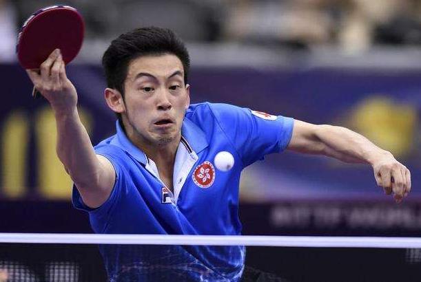 因意外受伤,乒乓名将黄镇廷连续退出世界杯,总决赛争夺