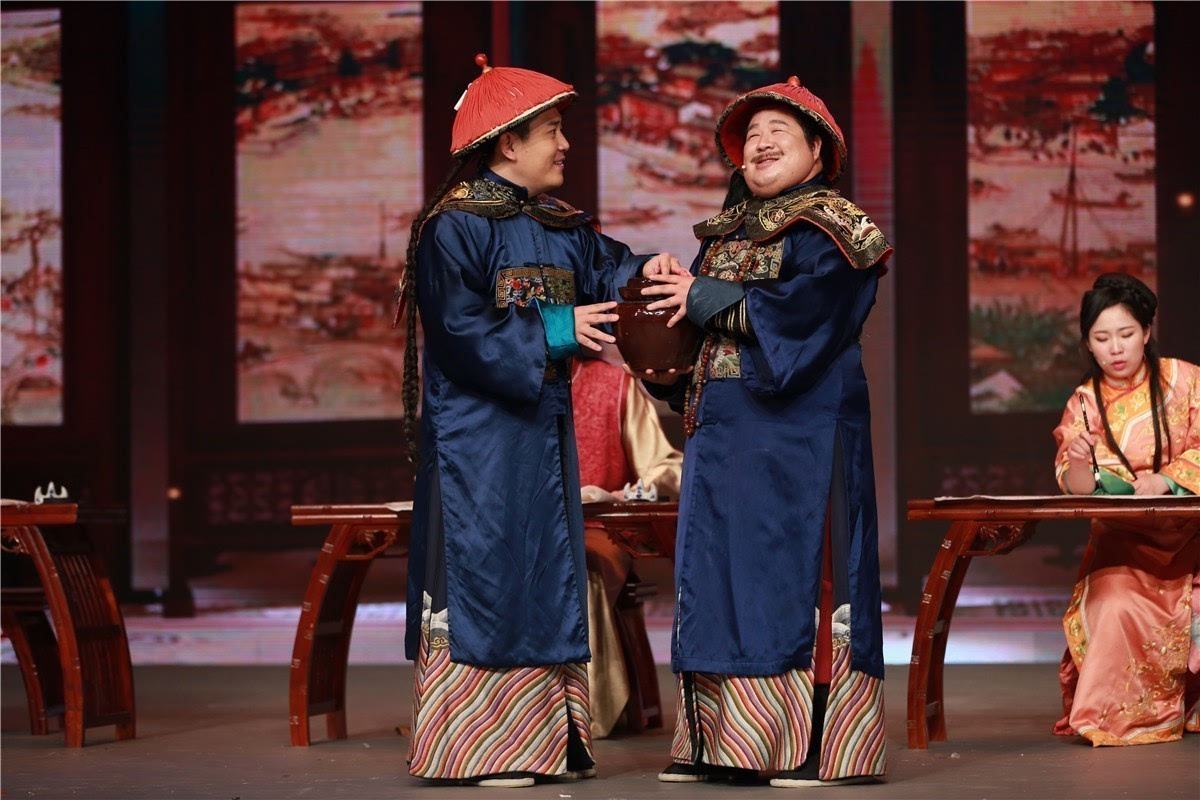 乾隆皇帝赏赐的猪肘子为什么被大臣们一出宫门就扔掉