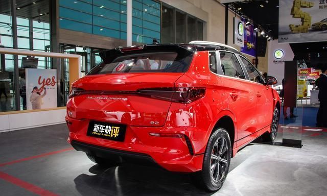 比亚迪小钢炮9万不到 加速仅需3.9秒 就问高尔夫慌不慌