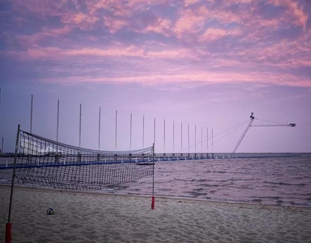 上海最美"人造沙滩",专门从海南运来沙子