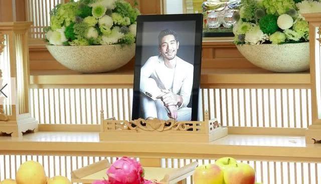 高以翔灵堂布置曝光,遗像笑容阳光,林志玲胡兵等人送花圈致哀思