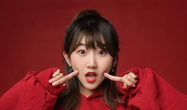 宠粉新姿势抖音主播小霸王在线帮粉丝起名寄托满满祝福