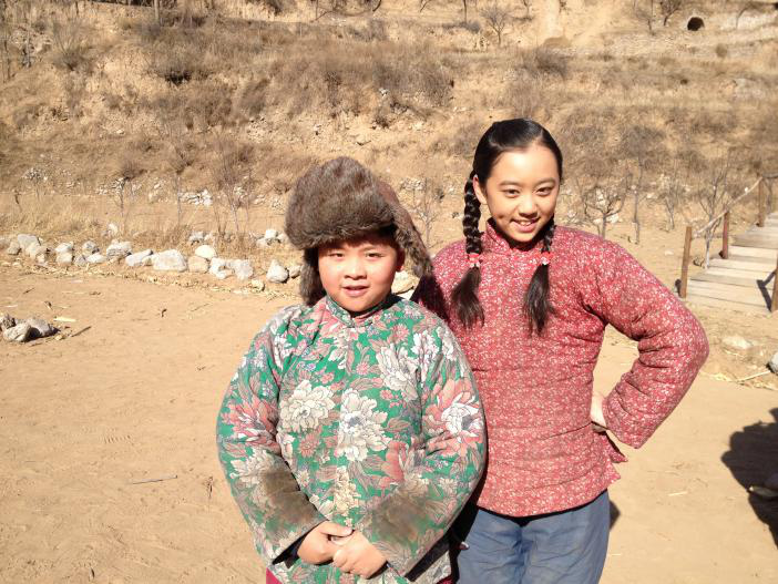 《大号小兵》开播,演员王培栋饰演花棉袄报道|大号小兵|棉袄|王培栋_