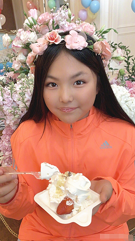 王诗龄近照曝光,长高了变胖了,穿衣打扮却仍遭热议