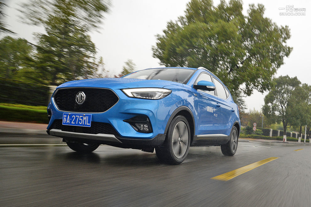 9万级首搭l2自动驾驶 2020款名爵zs 1.5l cvt试驾