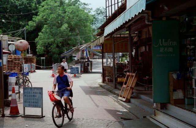 中国最特殊街道：仅250米却是购物圣地，而且还需要通行证才能进