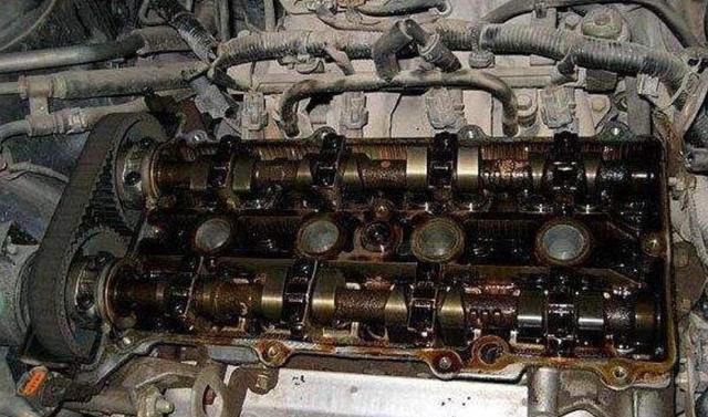 汽车积碳怎样正确清理不伤车？老司机告诉你！