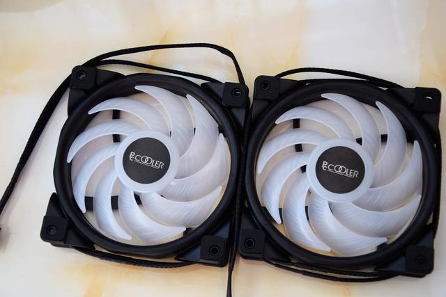 9900k是否能上240水冷超频三凌镜一体式cpu水冷散热器体验